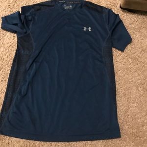 Under Armour dri fit tshirt